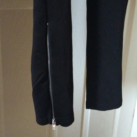 Women's Sequined Romper - Picture 3 of 8